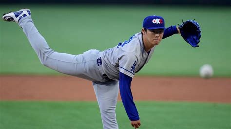 Dodgers pleased as Yoshinobu Yamamoto makes first rehab start.